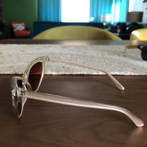 Fun non-prescription glasses - Picture 10 of 14